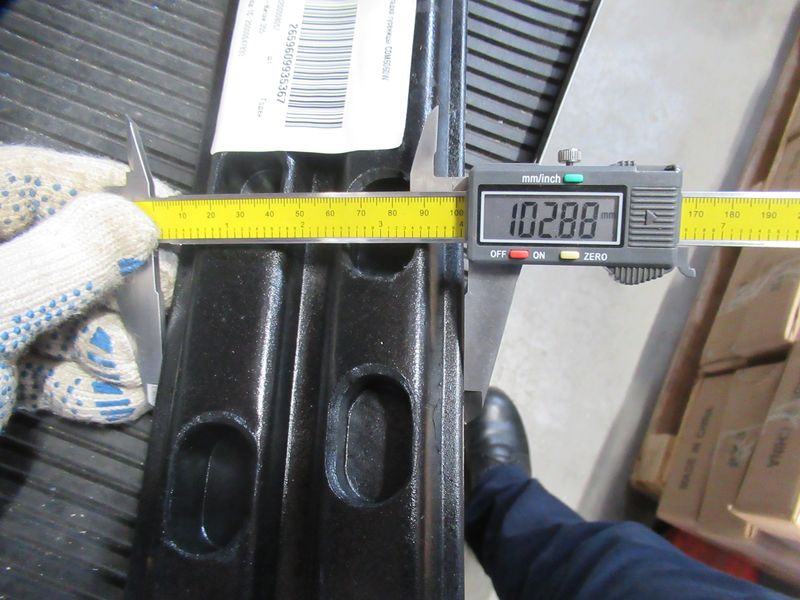 Накладка гусеницы CDM6060W