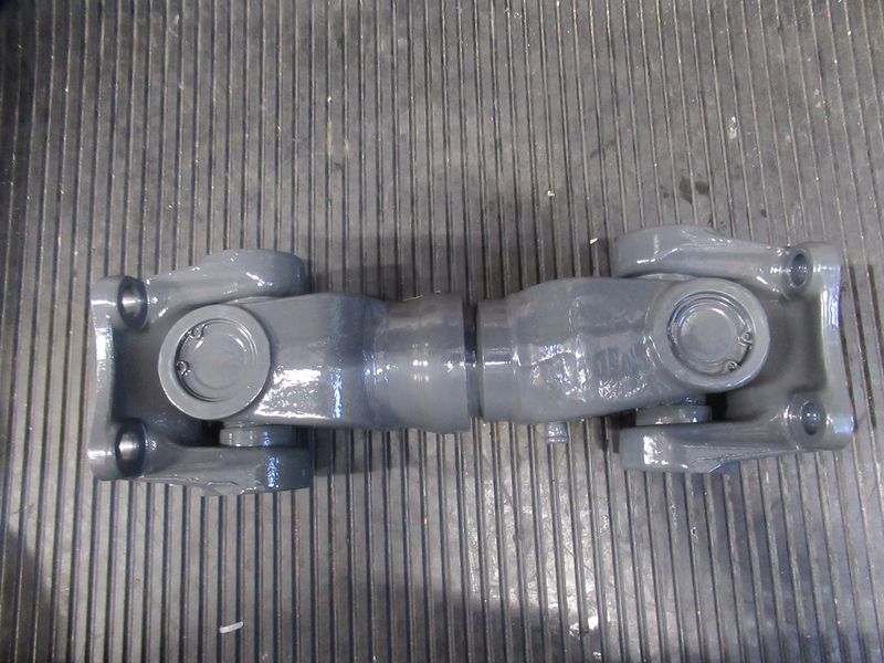 Вал карданный коробки CDM835