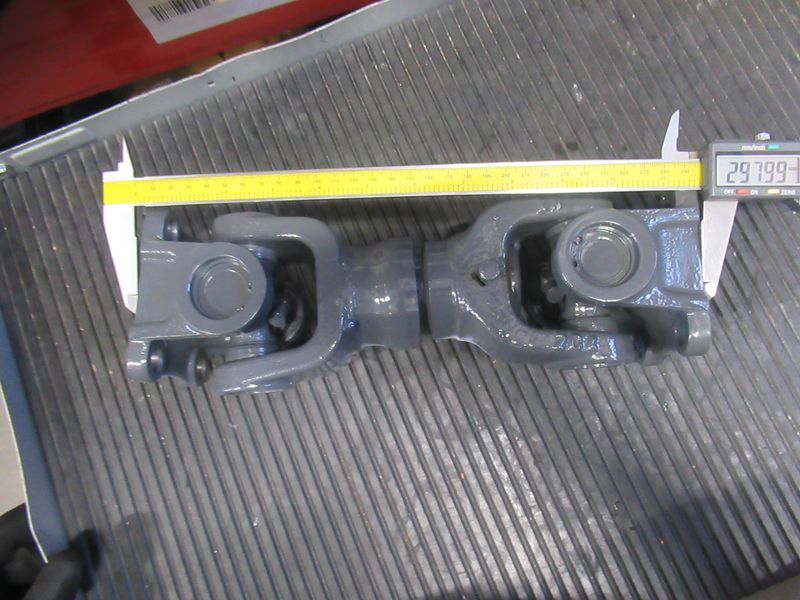 Вал карданный коробки CDM835