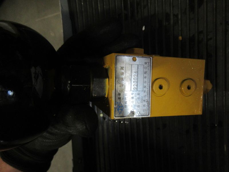 Клапан напорный LG833NG