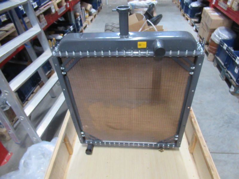Радиатор LG833