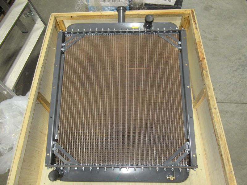 Радиатор LG833