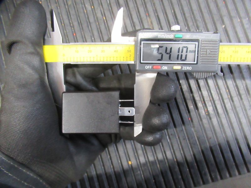 Реле поворота  CDM835