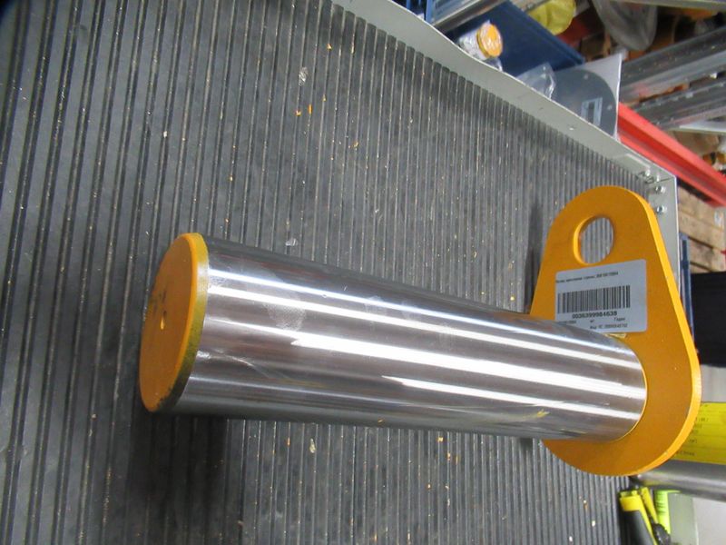 Палец крепления стрелы 30810015904