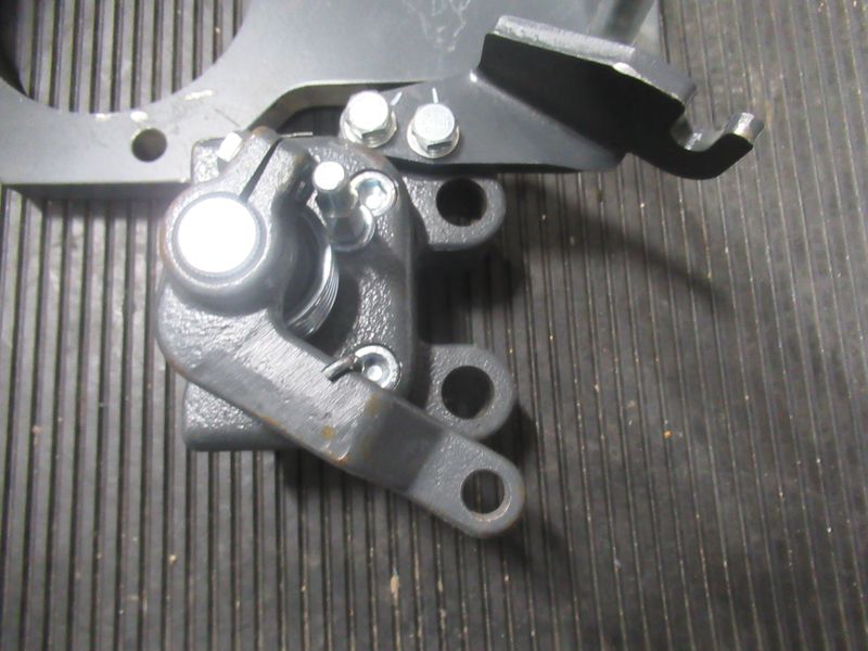 Суппорт CDM853