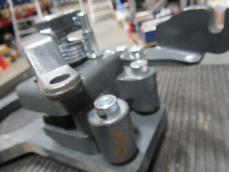 Суппорт CDM853
