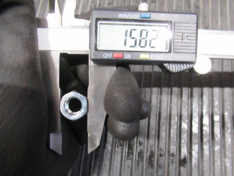 Гайка болта крепления демпферного диска ГДП  CDM863