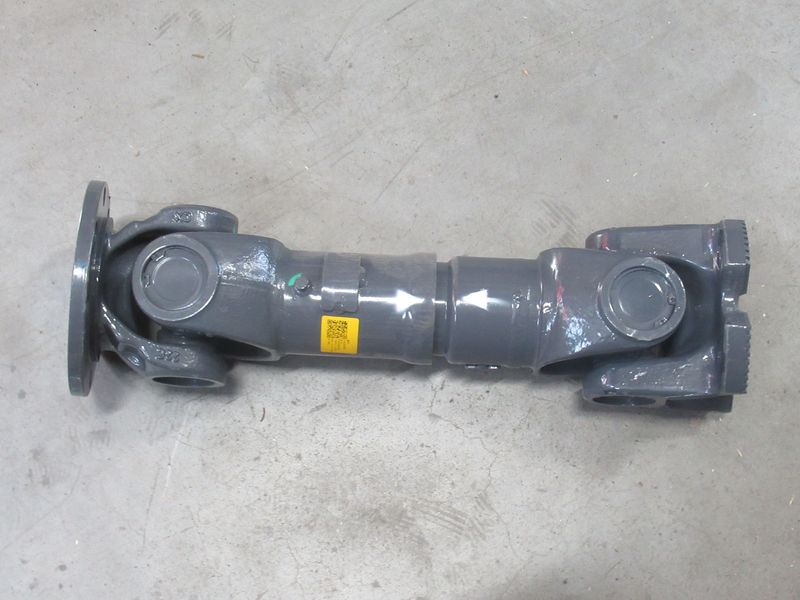 Вал карданный промежуточный CDM863