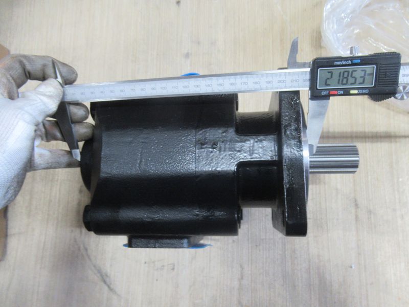 Насос гидравлики CDM863