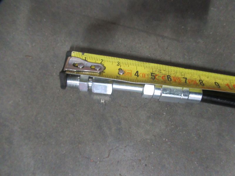 Трубка смазки пальца балансира II CDM863