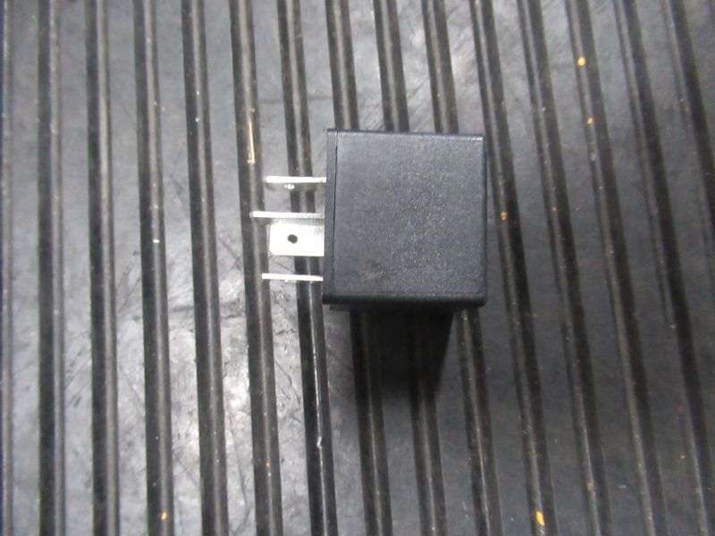 Реле  CDM863N