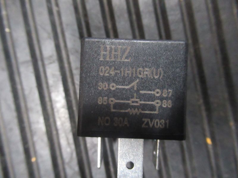Реле  CDM863N