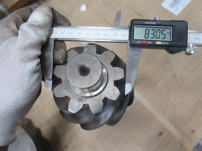 Пара коническая заднего дифференциала CDM863