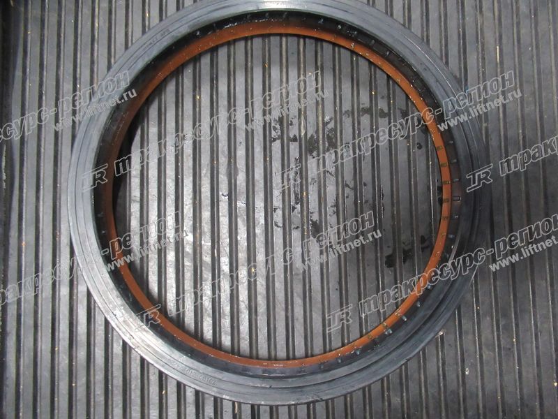 Сальник ступицы CDM863