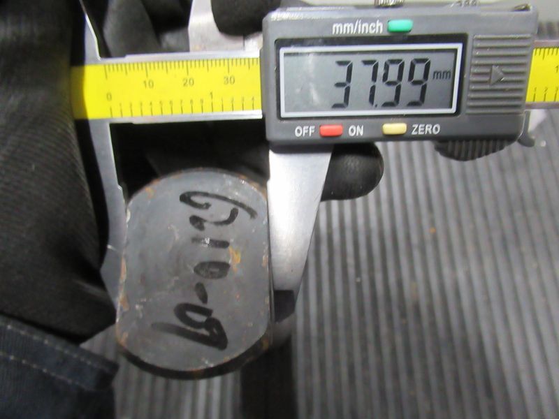 Палец 37505100025
