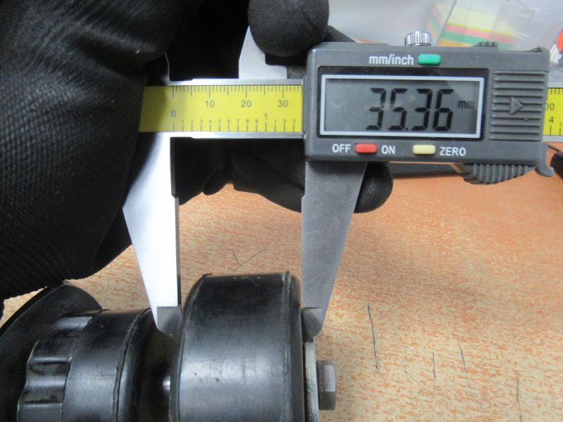 Подушка двигателя в сборе C0F01-20301+C0F01-20401