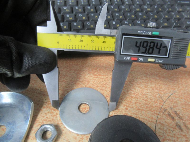 Подушка двигателя в сборе C0F01-20301+C0F01-20401