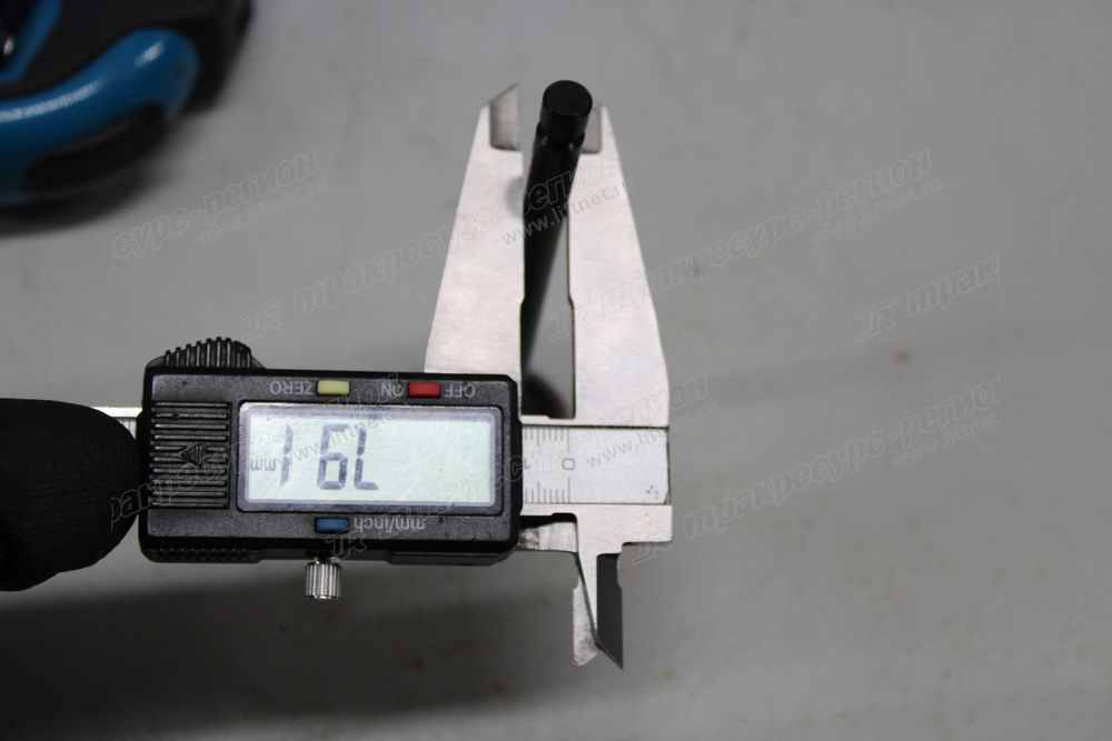 Клапан выпускной 32C04-01100