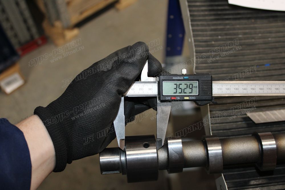 Вал распределительный 32B05-05102