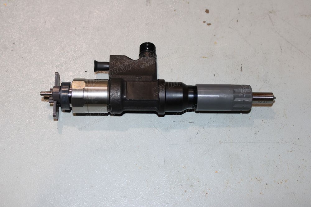 Форсунка ISUZU 6HK1