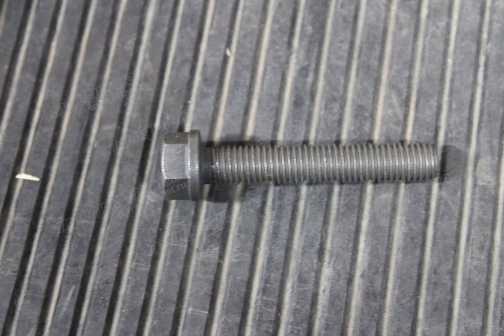 Болт головки блока 2 Cummins 6BTA5.9-C150
