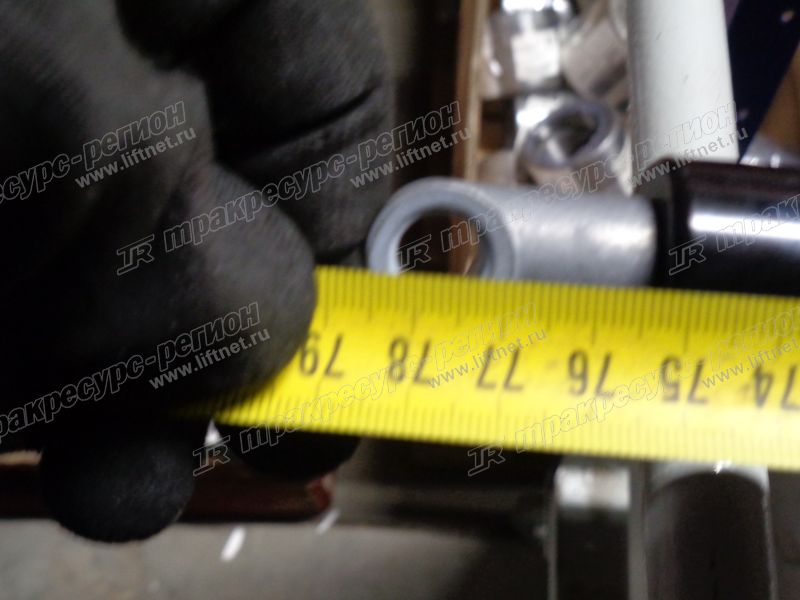 Упор газовый кабины правый CDM307/308/312