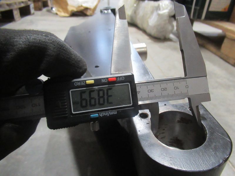 Балка управляемого моста 43102-26701-71