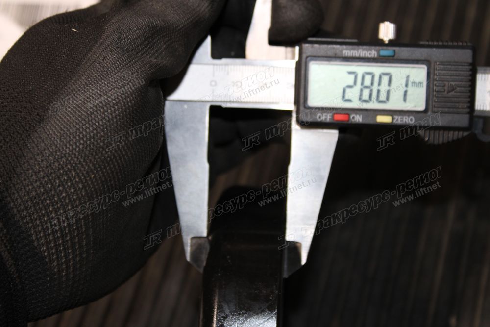 Ролик мачты 63HK-18101