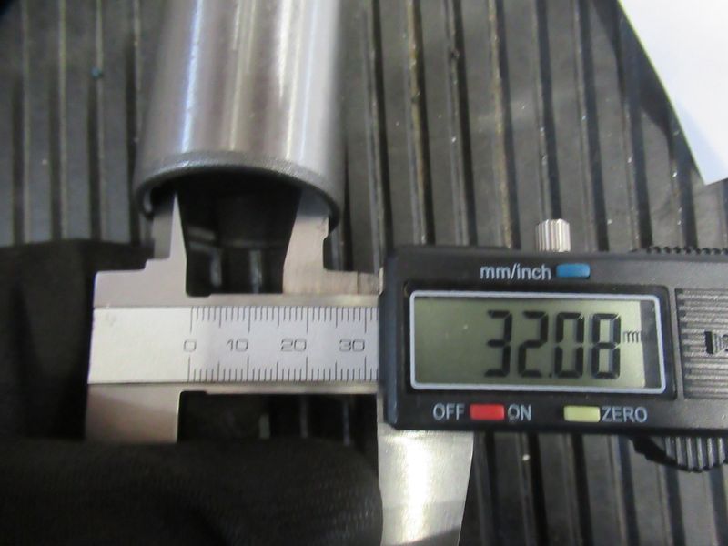 Втулка R840-220004-000