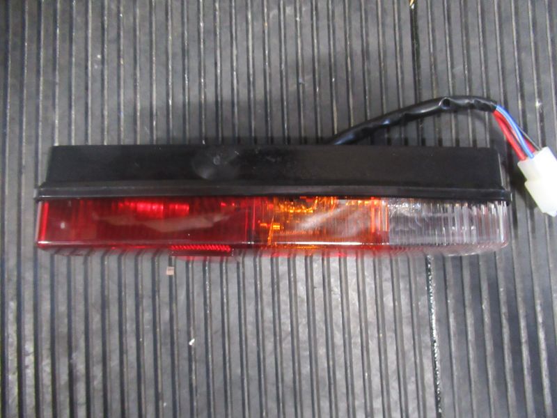 Фара задняя комбинированная 21FH-77020C