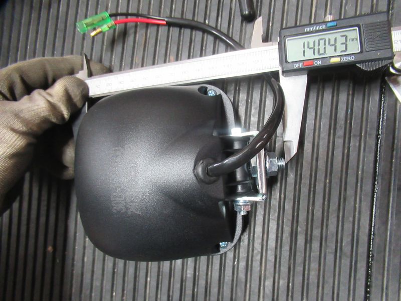 Фонарь рабочии 6FD098888