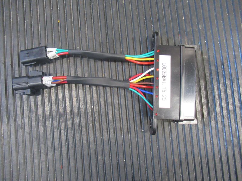 Блок предохранителей E101EE697