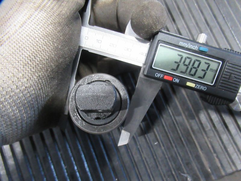 Ролик 700EA86CA