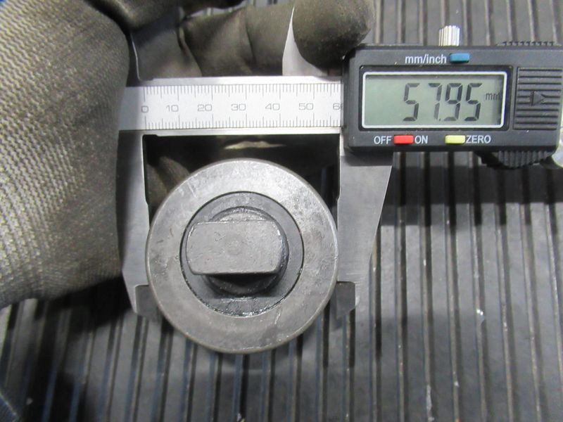 Ролик 700EA86CC
