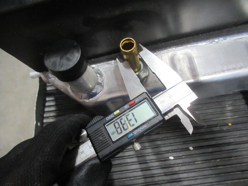 Радиатор DFE3D5B94