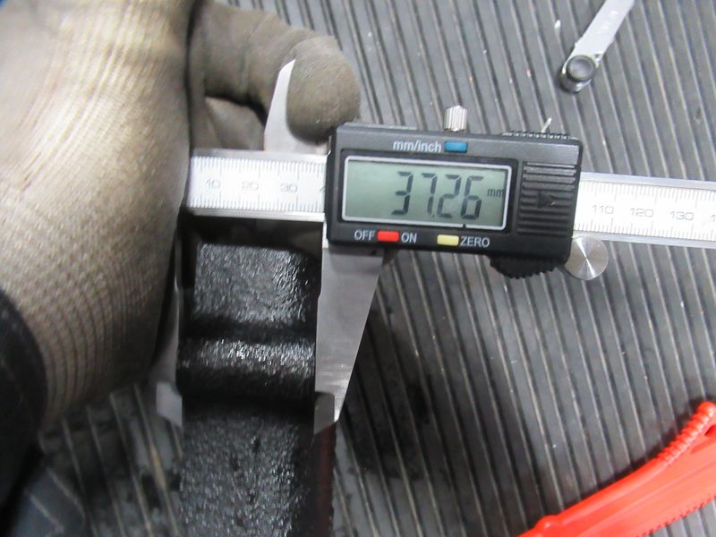 Клапан АКПП E32B10AB1