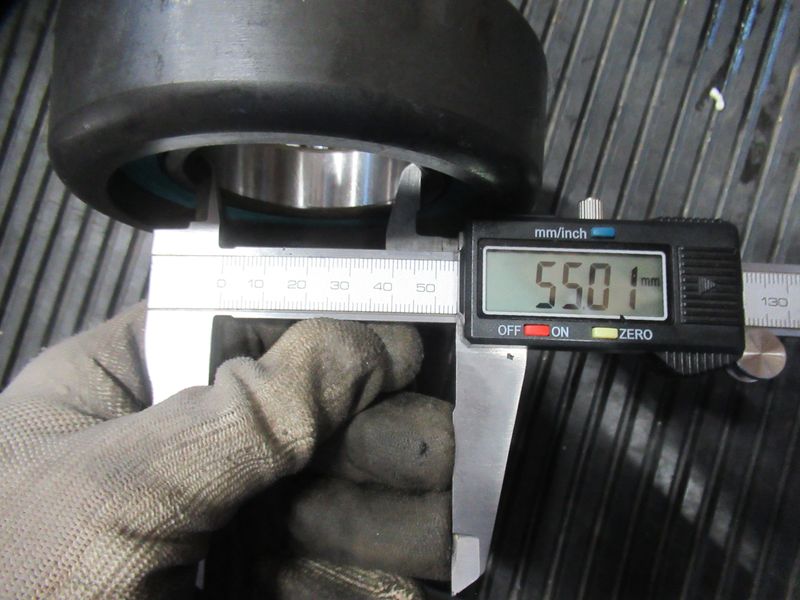 Ролик мачты 700E99DFE