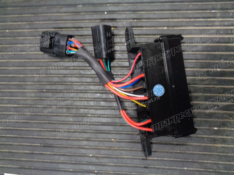 Блок предохранителей P90H240311