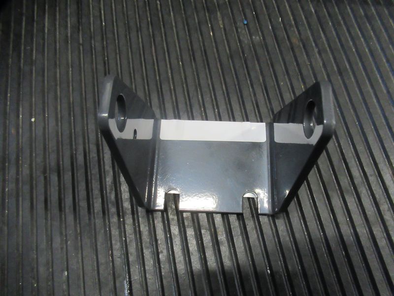 Кронштей E2200A0A8