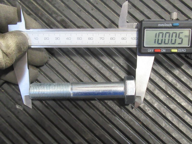 Болт BEC5C9BBE