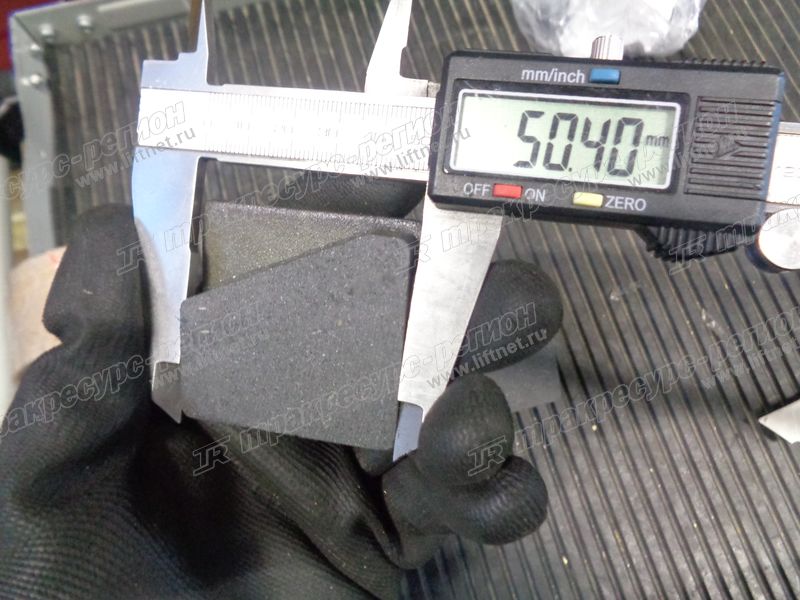 Колодка тормозная стояночного тормоза 60208100019+60208100020