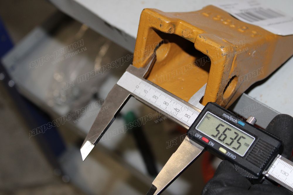 Коронка зуба ковша CDM6080