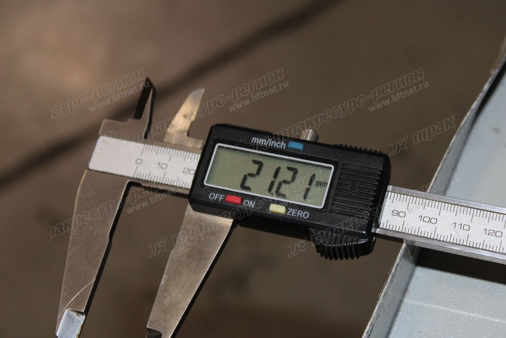 Ролик мачты/каретки 900003285