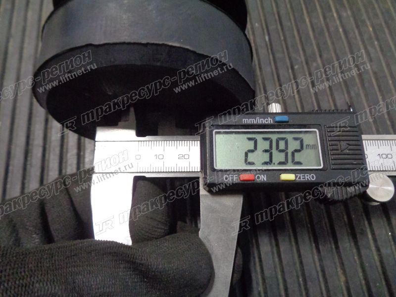 Подушка двигателя DFE3D44D0
