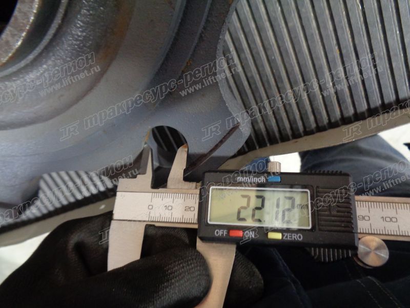 Ступица управляемого моста FD82806FF