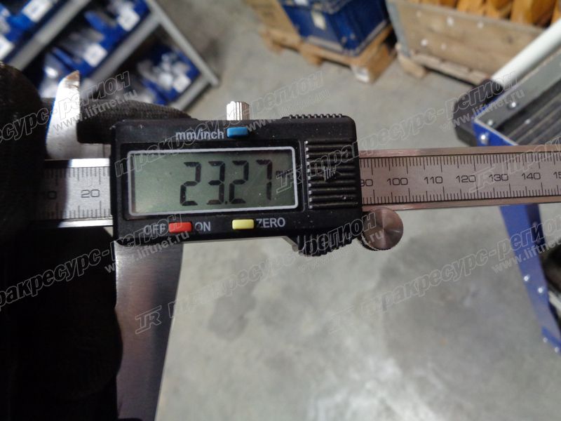 Ступица управляемого моста FD82806FF