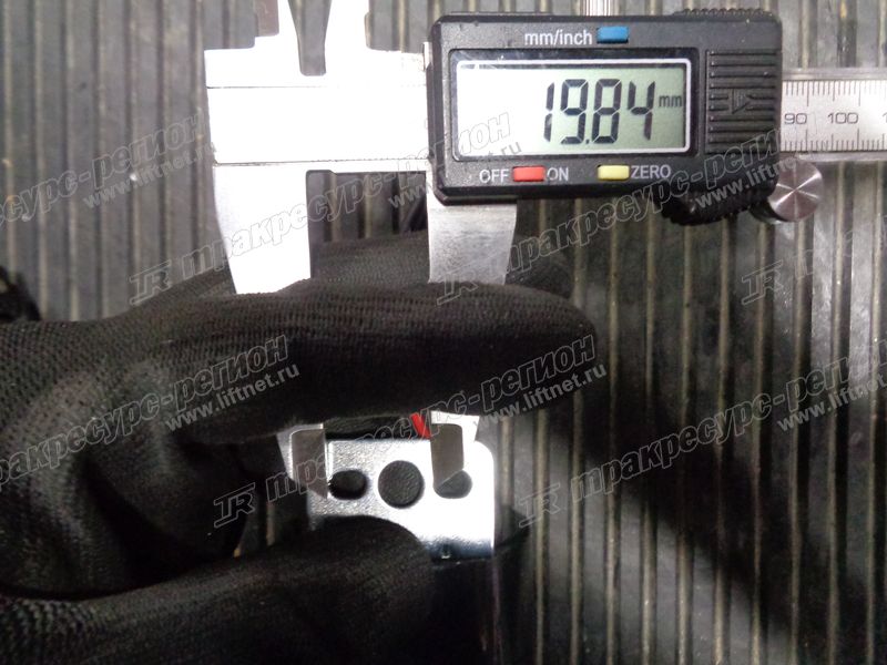 Сигнал заднего хода E102EE1EB