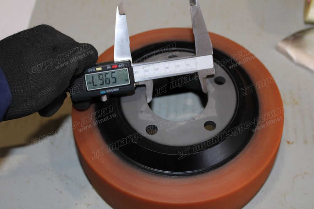 Колесо ведущее 215x75 VUL
