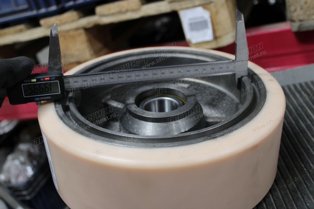 Колесо грузовое 285x100 VUL