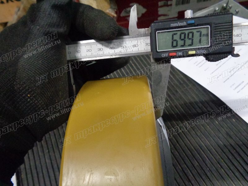 Колесо ведущее 230x70x187 PU